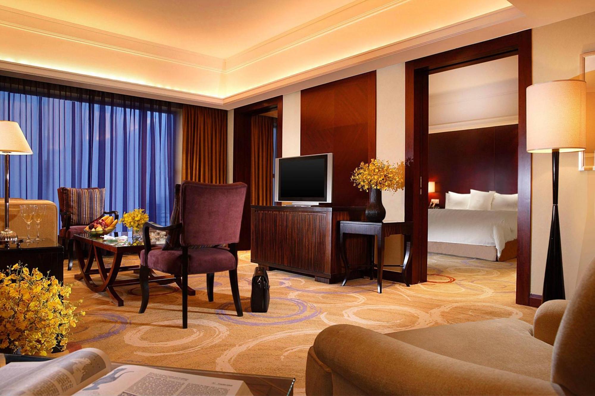 Sheraton Ningbo Hotel - Tianyi Square Exterior foto